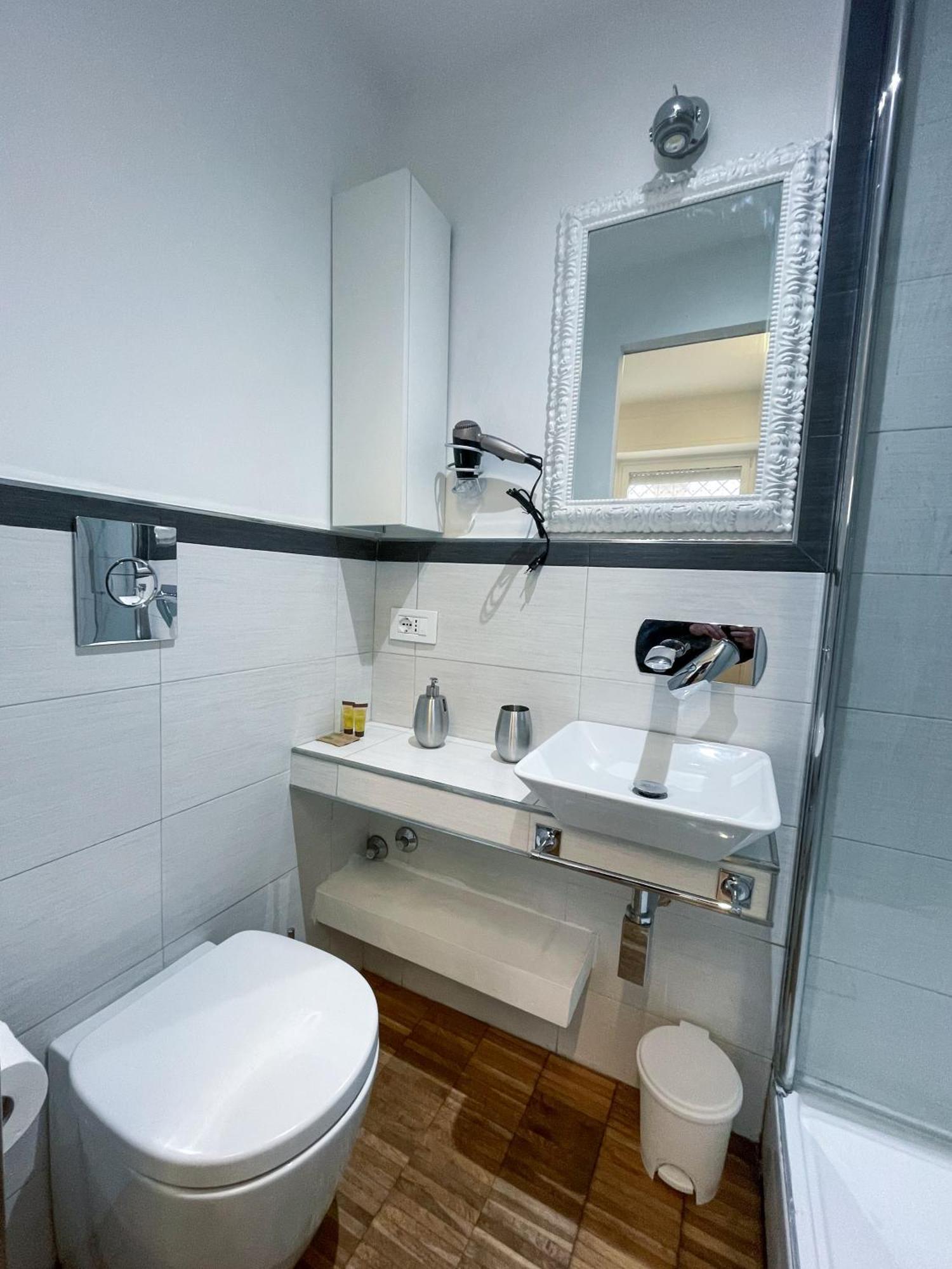 Casa Bella Apartment โรม ภายนอก รูปภาพ